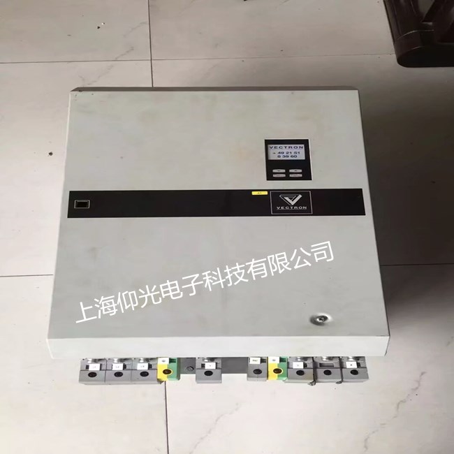 邦飛利變頻器維修VCB400 ACT401-35上電報(bào)F0401 F0402過(guò)熱故障維修