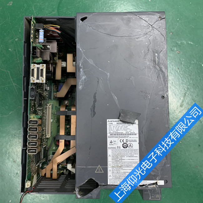 三菱M70主軸驅動器出現過電流報警的故障維修