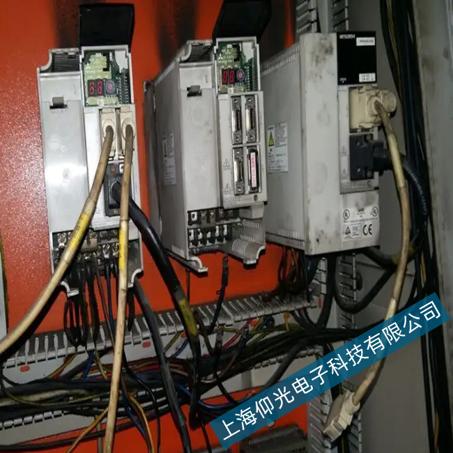 三菱數控系統維修公司-機床報警D001、D006維修