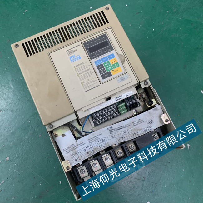 歐姆龍變頻器3G3RV系列報警代碼顯示OCA過電流維修