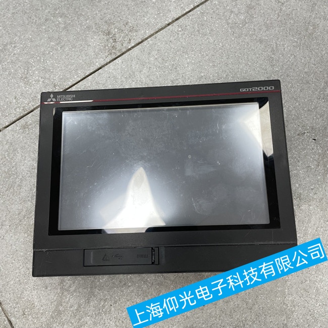 廣州三菱觸摸屏GS2107-WTBD屏幕顯示內容不正常故障維修售后部