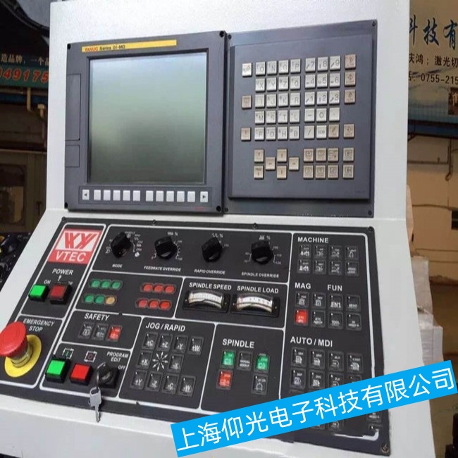 天津發那科觸摸屏A02B-0259-C212出現白屏死機故障維修哪家專業