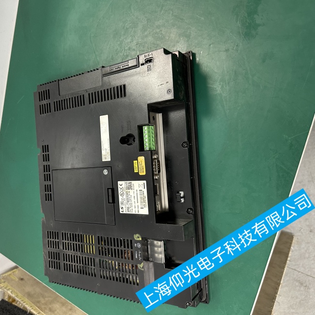 江陰LS產(chǎn)電觸摸屏iXP80屏幕上出現(xiàn)垂直或水平的條紋故障維修機(jī)構(gòu)