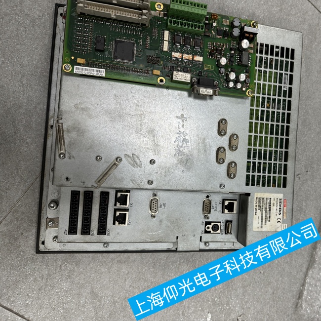 荊州西門子數(shù)控系統(tǒng)SINUMERIK 802D SL無法正常進入操作系統(tǒng)故障維修聯(lián)系方式