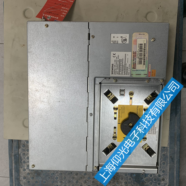 西門子觸摸屏維修IPC277E 6AV7882-0DA30-7ZA0黑屏故障維修方法